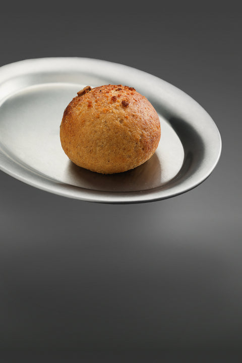 Macadamia & Fried Onion Bun