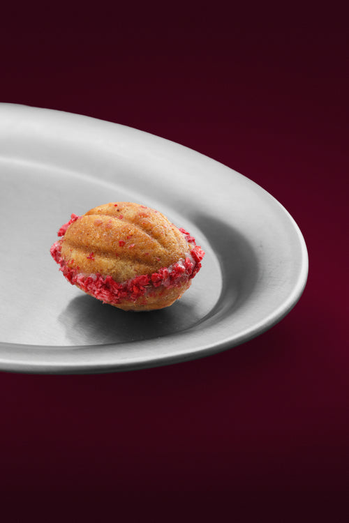 Oreshki with Raspberry Milk - 2 pcs